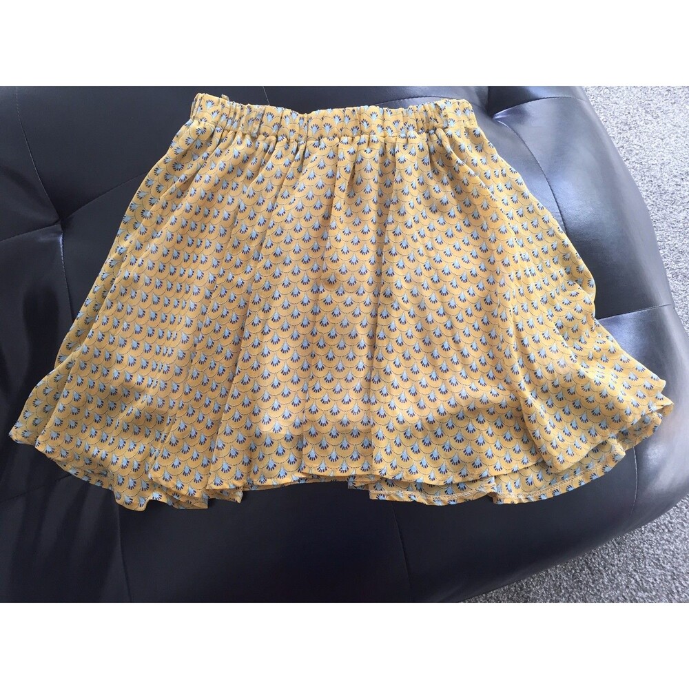 YAMMY Scales & Feather Print Yellow Pleated Flowy Flared Mini Skirt XS S 0 2 4